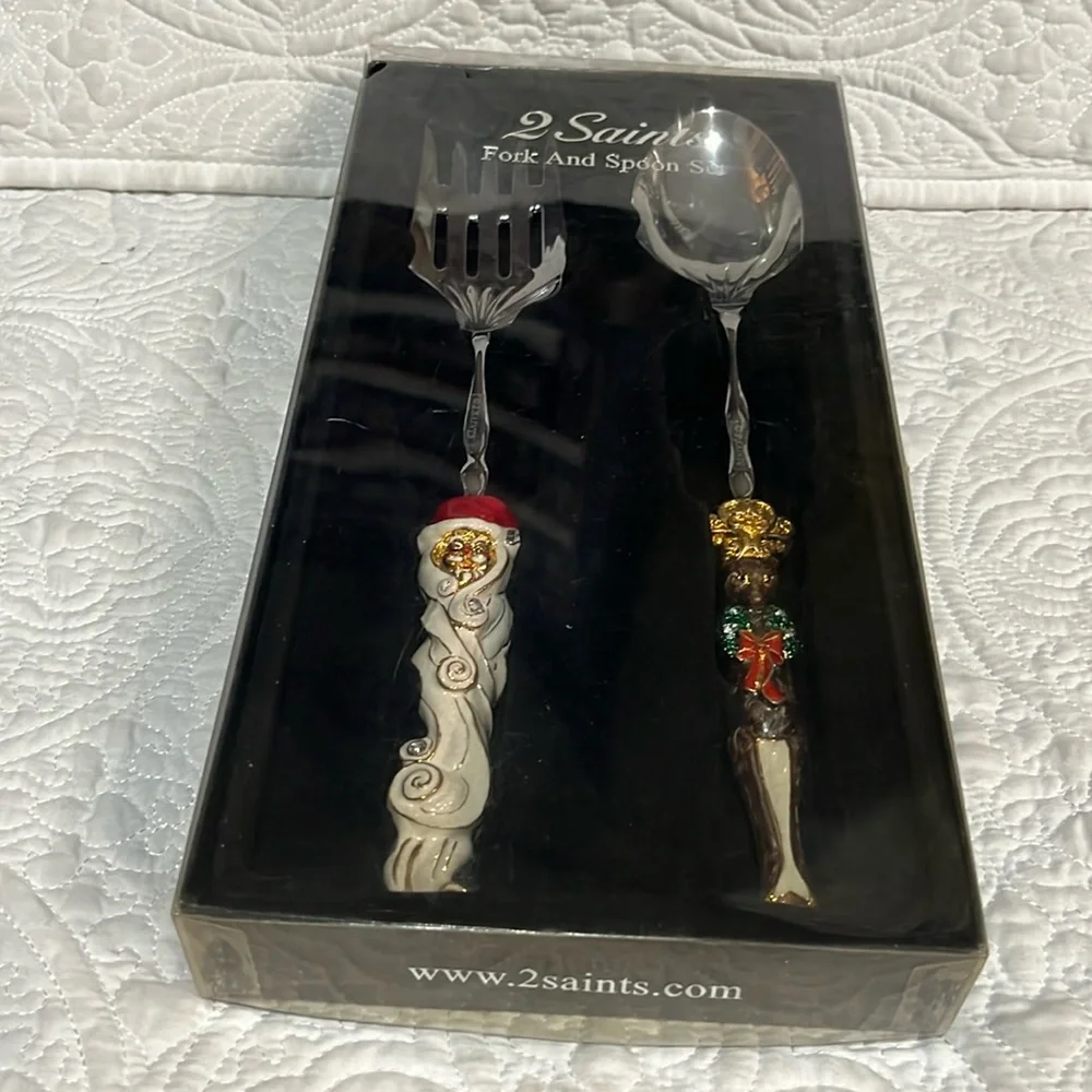 2 Saints fork and spoon‎ holiday set, new